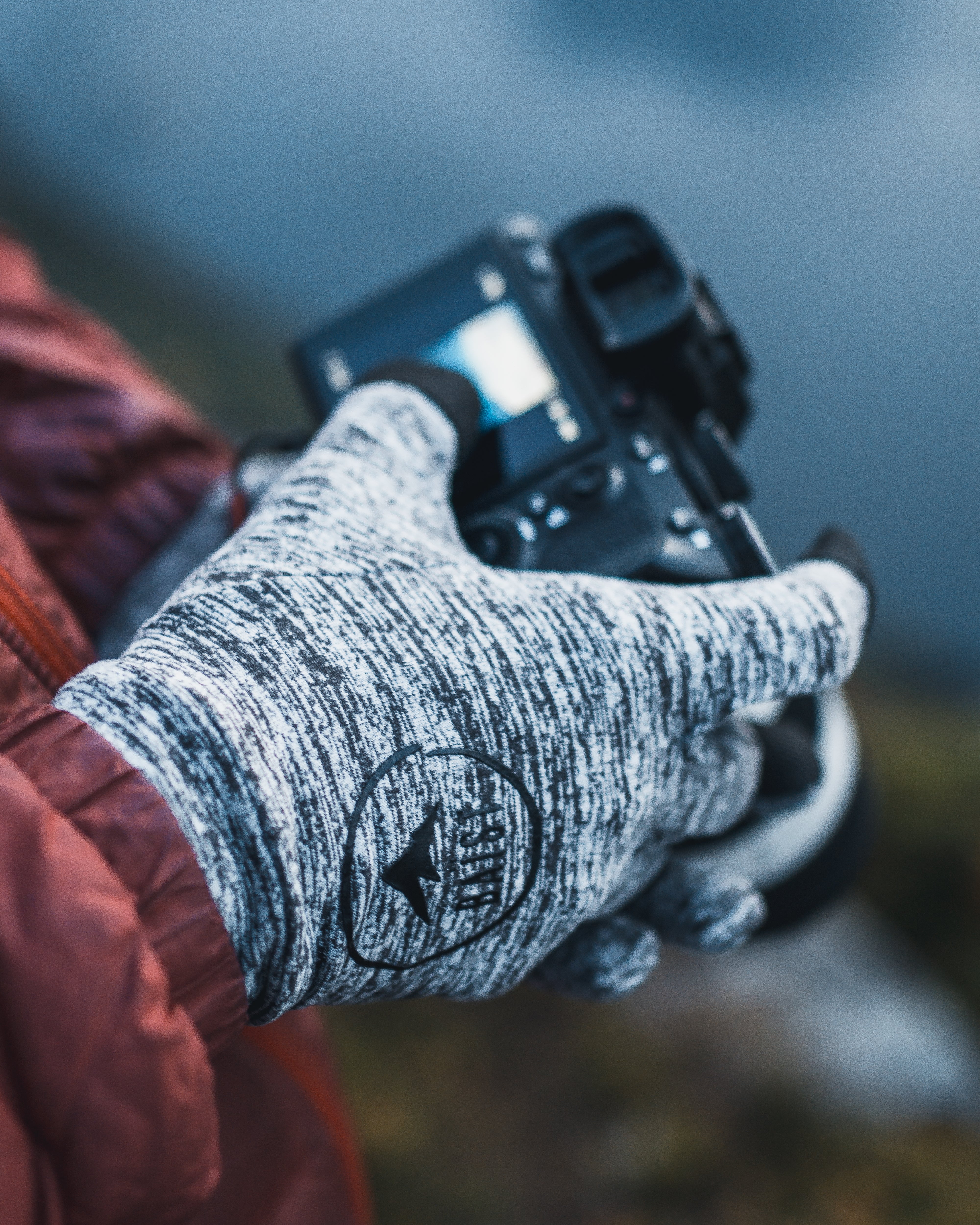 Endless Possibilities with BAÏST Skin Liners: Versatile Hand Protection for Outdoor Adventures, Everyday Life, and Gift-Giving